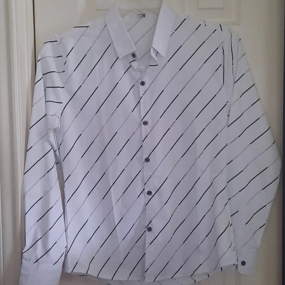 No Label. NWOT - Picture 3 of 4